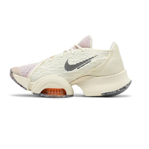 Nike Women’s Air Zoom SuperRep 2 ‘Next Nature’ - Picture 2 of 8